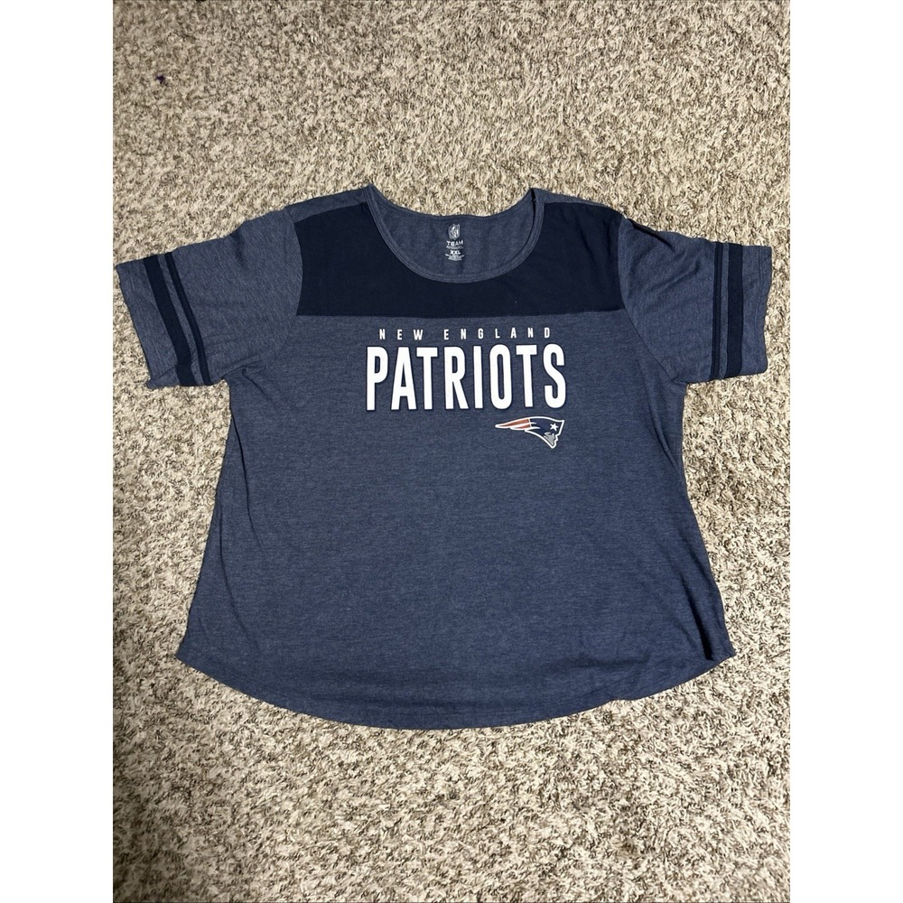New England Patriots NFL Women ScoopNeck Tee XXL Navy Football Fan Shirt Graphic